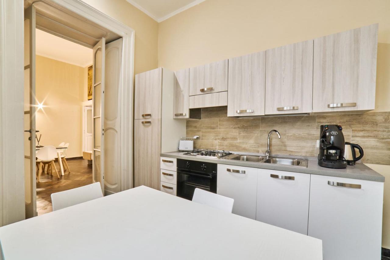 Via Niccolo Tommaseo 14 Apartamento Nápoles Exterior foto