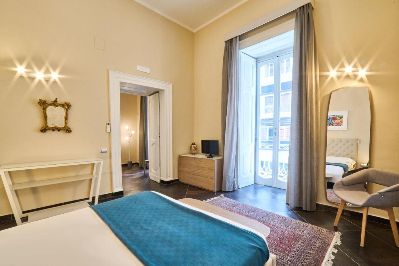 Via Niccolo Tommaseo 14 Apartamento Nápoles Exterior foto